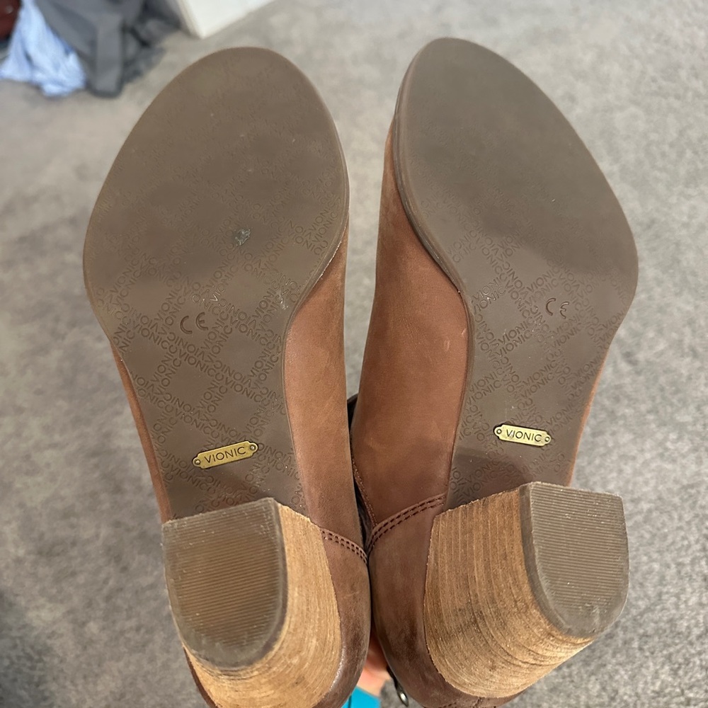 **Vionic Booties** - image 3